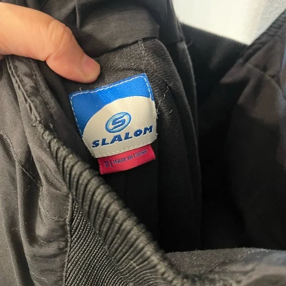 Elegant Black Women's Jumpsuit Ski Snowboard coveralls - Picture 6 of 6